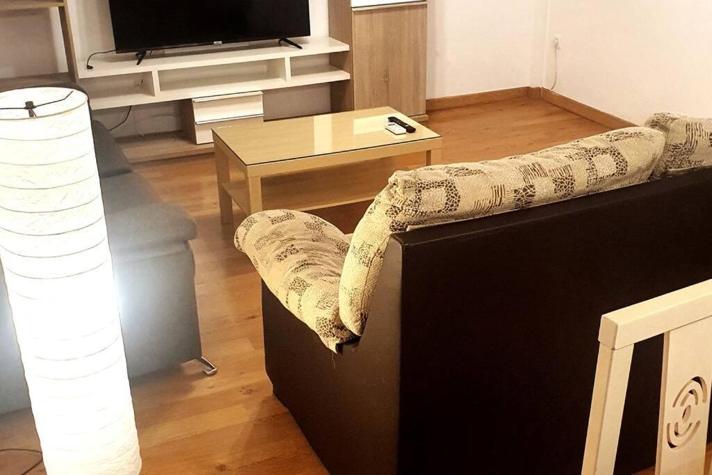 4F, Aire Acondic, 80M2, 2 Dormitorios, 4 Huespedes, Wifi Gratis La Línea de la Concepción Eksteriør bilde