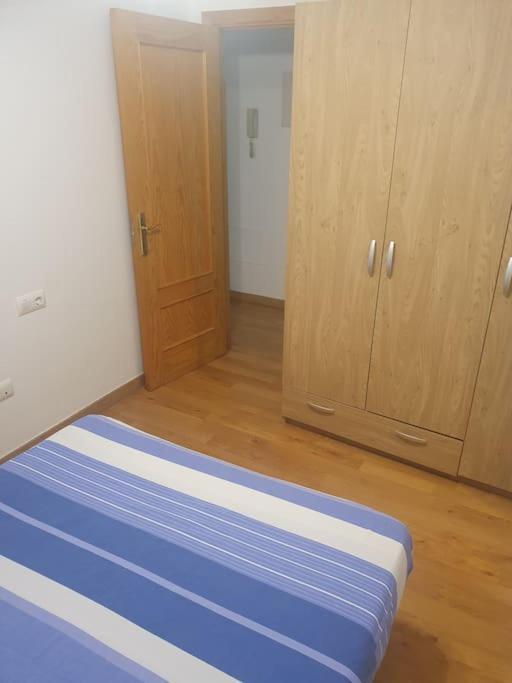 4F, Aire Acondic, 80M2, 2 Dormitorios, 4 Huespedes, Wifi Gratis La Línea de la Concepción Eksteriør bilde