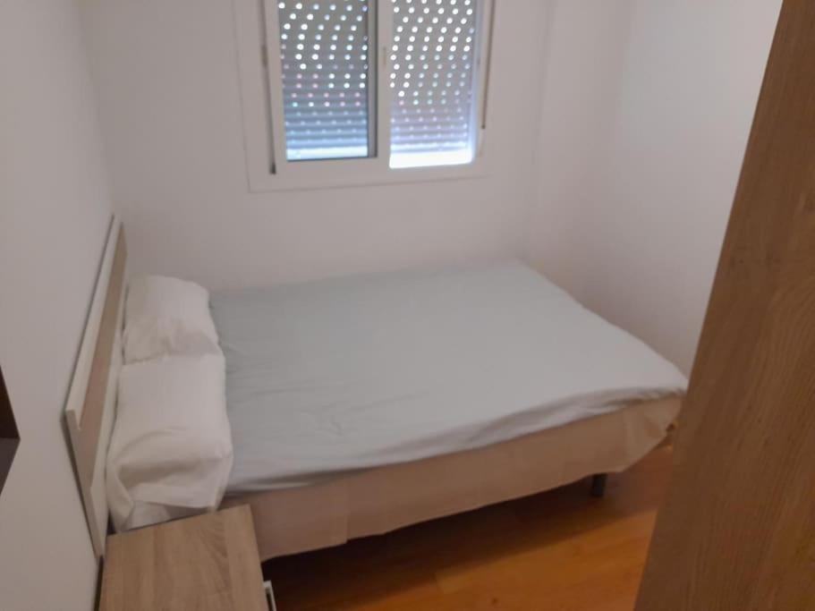 4F, Aire Acondic, 80M2, 2 Dormitorios, 4 Huespedes, Wifi Gratis La Línea de la Concepción Eksteriør bilde